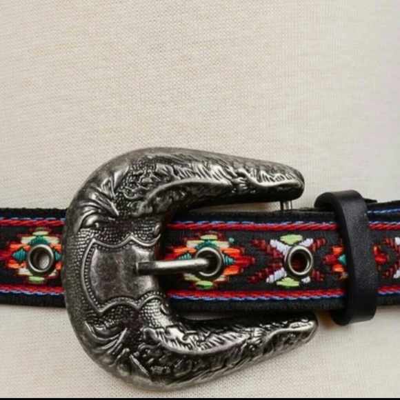 🏵️ Boho Silk Embroidered Belt Coachella - Picture 2 of 5